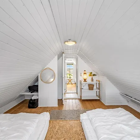 Klimentina - 150m From The Sea By Interhome *
