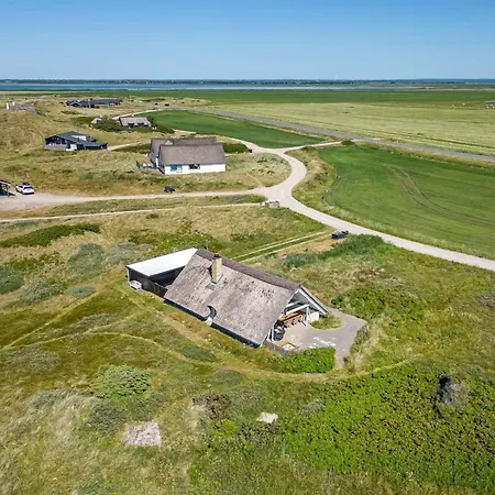 Klimentina - 150m From The Sea By Interhome *